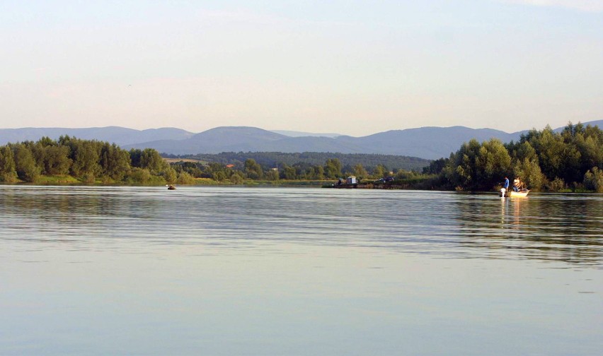 Jezioro Nyskie. Ogromny zbiornik wodny mierzący 20 km...