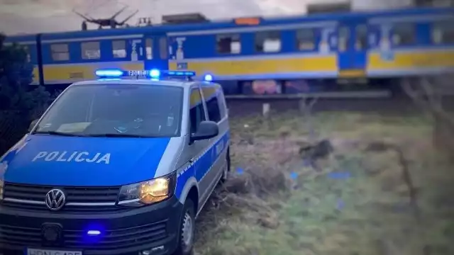 Tragiczny wypadek na torach w Wejherowie! Nie żyje mężczyzna potrącony przez pociąg