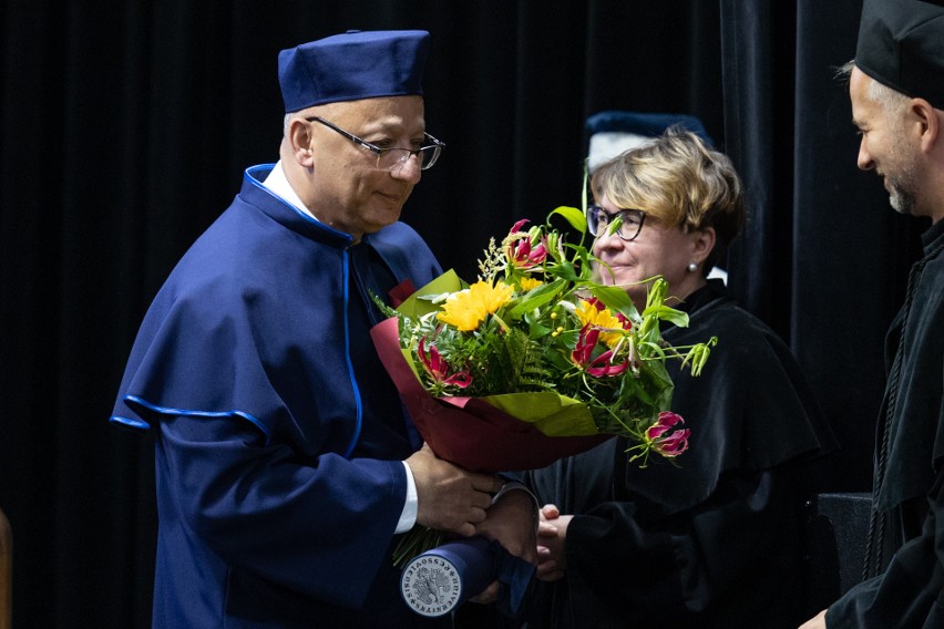 Profesor Mansur Rahnama-Hezavah z tytułem doktora honoris causa Uniwersytetu Rzeszowskiego [ZDJĘCIA]