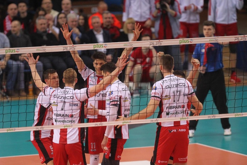 Asseco Resovia - Jastrzębski Węgiel 3:0 (25:21, 25:20,...