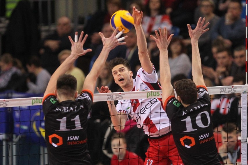 Asseco Resovia - Jastrzębski Węgiel 3:0 (25:21, 25:20,...