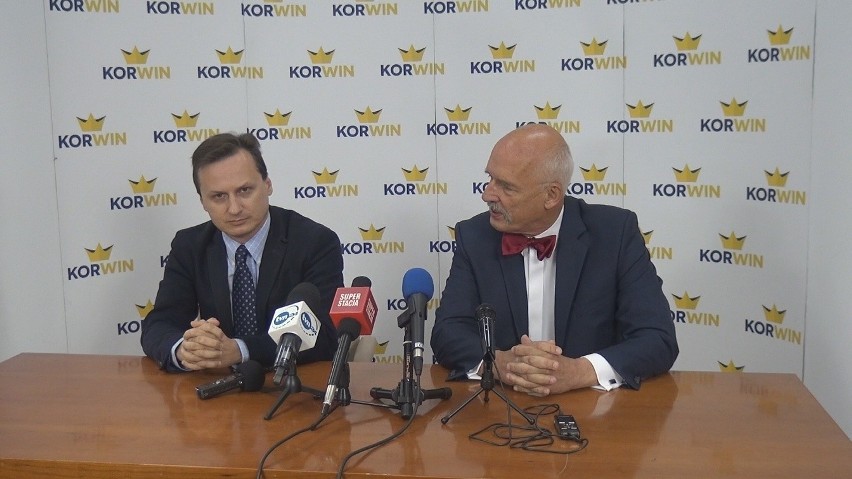 Tomasz Sommer i Janusz Korwin-Mikke podczas konferencji...