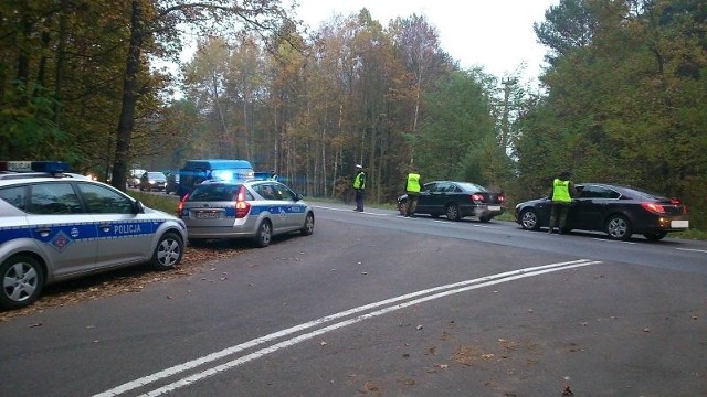 Policjanci wspólnie z funkcjonariuszami Straży Granicznej przeprowadzili akcję "Trzeźwy kierowca&#8221; na alei Wojska Polskiego w Zielonej Górze.