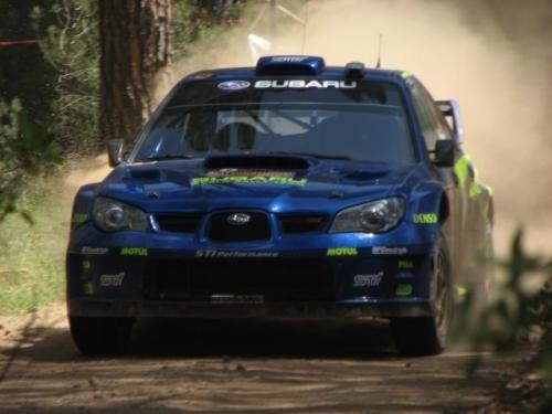 Fot. Tomasz Szmandra: Załogi Subaru prowadzą w Rajdzie...