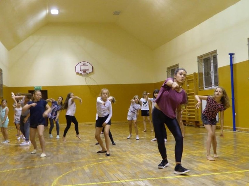 Tancerki Reaktywacji Żory trenowały na obozie letnim ZDJĘCIA