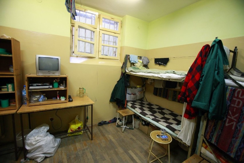 Więzienie czy hotel? Więzienne cele w Polsce i regionie