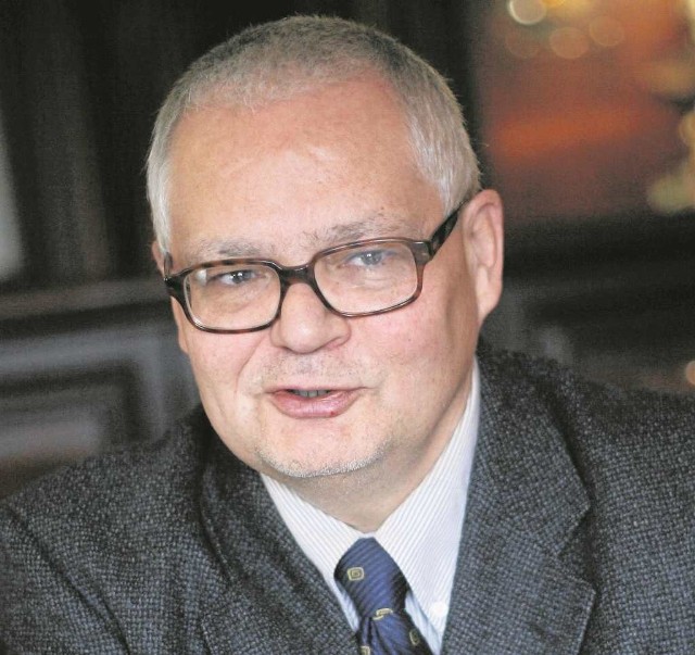 A. Glapiński był posłem, senatorem, ministrem. Teraz jest szefem NBP