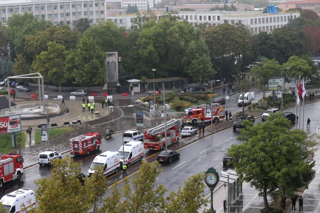 Zamachowiec wysadził się w powietrze w pobliżu budynku tureckiego MSW