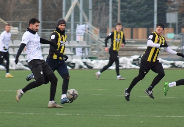 KSZO 1929 Ostrowiec wygrał 1:0 sparing z Czarnymi Połaniec.