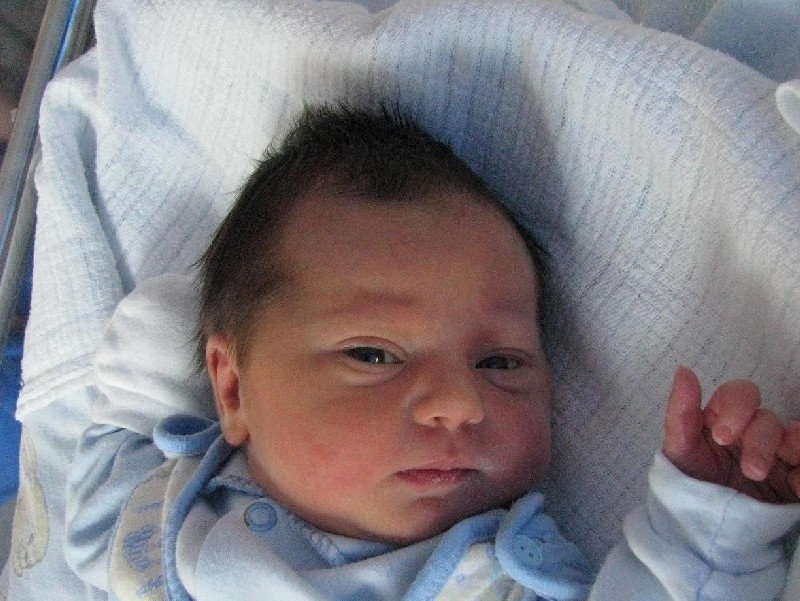 Martynka urodziła się 29 kwietnia, ważyła 3500 g i mierzyła...