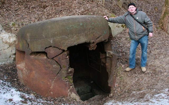 - Kopuły poniemieckich bunkrów są magnesem, który przyciąga coraz więcej turystów - mówi regionalista Andrzej Chmielewski z Międzyrzecza.