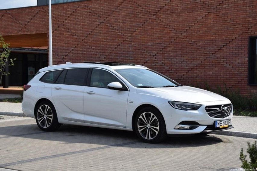 Opel Insignia Sports Tourer 2.0 CDTI AT8 Elite...