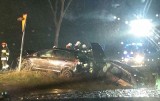 Wypadek w Jawornicy. Pijany kierowca volkswagena doprowadził do zderzenia trzech samochodów ZDJĘCIA