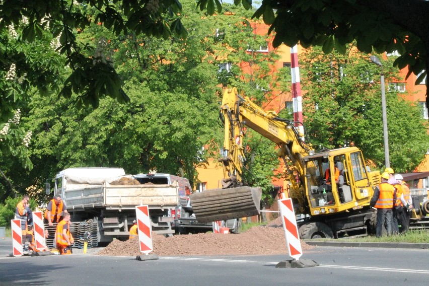 Uwaga! Ruch wahadłowy na DK78 w Zawierciu. Są korki [FOTO]