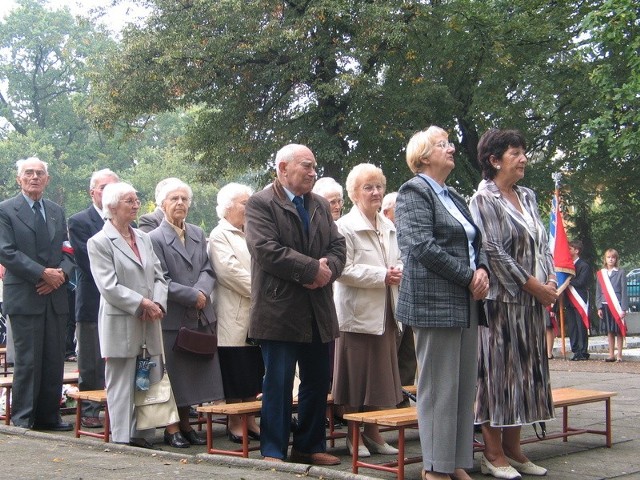 Tarnobrzeskie obchody upamiętniające 70-rocznicę napaści Armii Czerwonej na Polskę odbyły się na cmentarzu wojennym