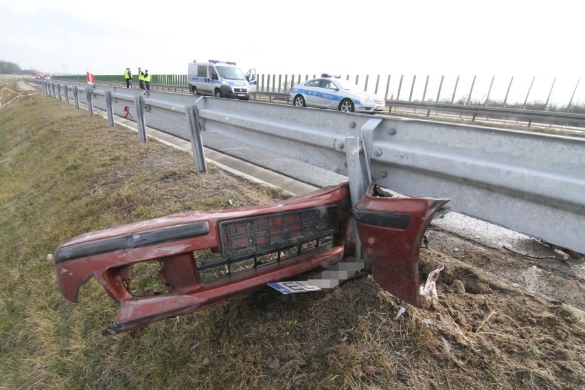 Groźny wypadek na S8. Ciężko rannego zabrał śmigłowiec (ZDJĘCIA)