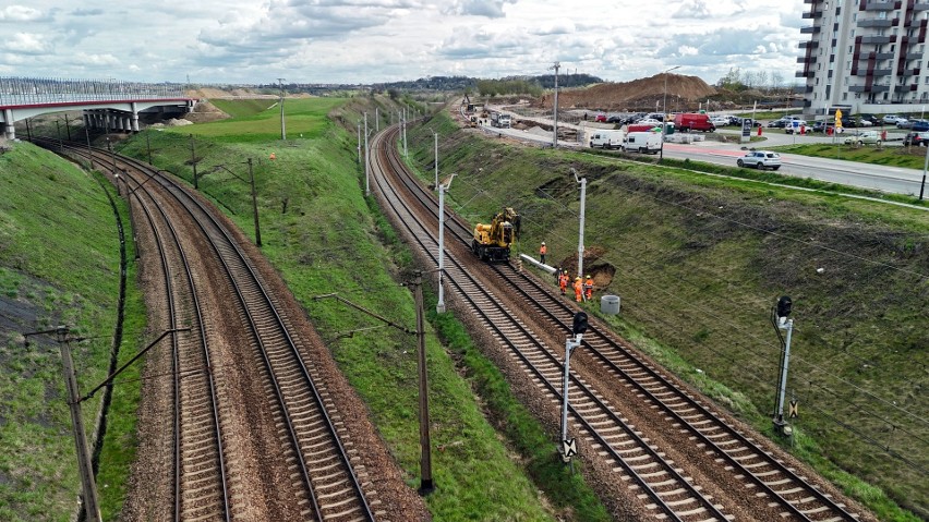 Kraków. Ruszyła budowa przystanku kolejowego na osiedlu Piastów