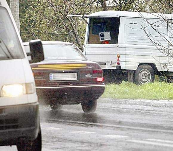 Tak działa straż gminna w województwie lubelskim. Niewinnie wyglądający żuk mieści w sobie fotoradar namierzający kierowców.