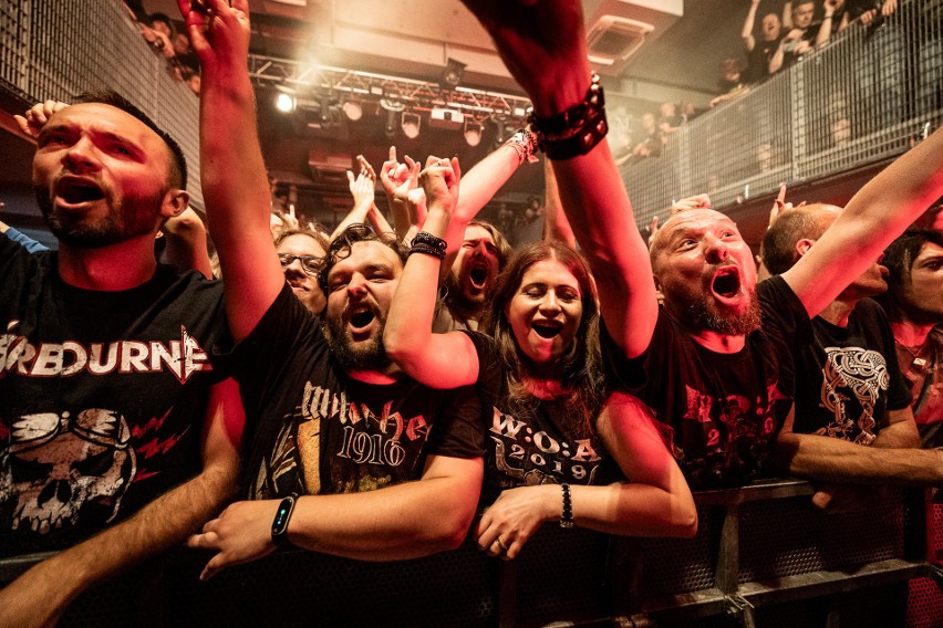 Australijski zespół hard rockowy Airbourne wystąpił w krakowskim Klubie Kwadrat. Mamy zdjęcia z koncertu