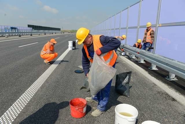 Wystarczy rzut oka, by stwierdzić, że do otwarcia odcinka autostrady łączącego nasz region z Łodzią pozostało najwyżej kilka dni