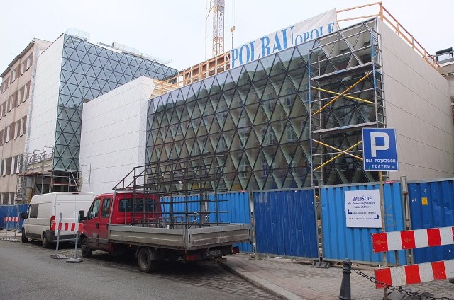 Elewacja nowego budynku teatru od strony ulicy Kośnego.