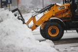 Małopolska pod śniegiem. MPO będzie wywoziło śnieg z miejsc, w których zalega