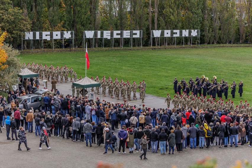 Ślubowanie klas mundurowych Feniks na Westerplatte. W uroczystości wzięło udział blisko 700 kadetów 24.10.2022