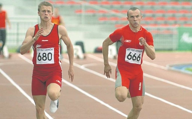 Marcin Nowak (z prawej) dwukrotnie brał udział w igrzyskach, w Sydney w sztafecie zajął 8. miejsce