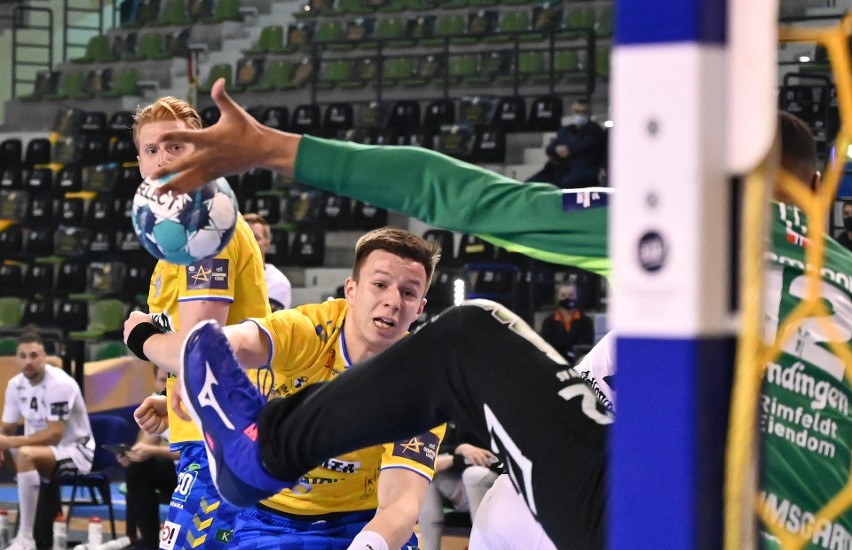 Liga Mistrzów piłkarzy ręcznych. Łomża Vive Kielce bez Andreasa Wolffa wysoko pokonuje Elverum Handball (zdjęcia)