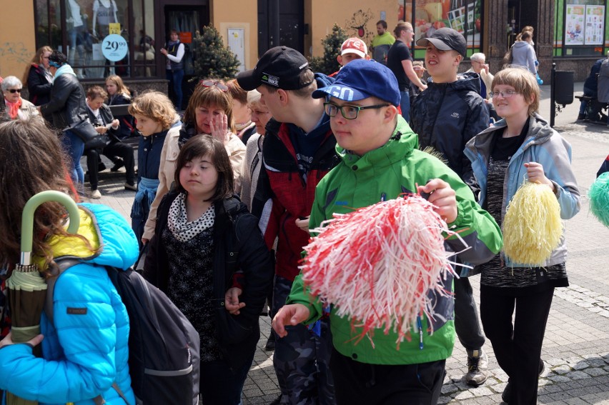 Dni Godności w Mikołowie: mieszkańcy przełamują bariery wobec osób niepełnosprawnych ZDJĘCIA
