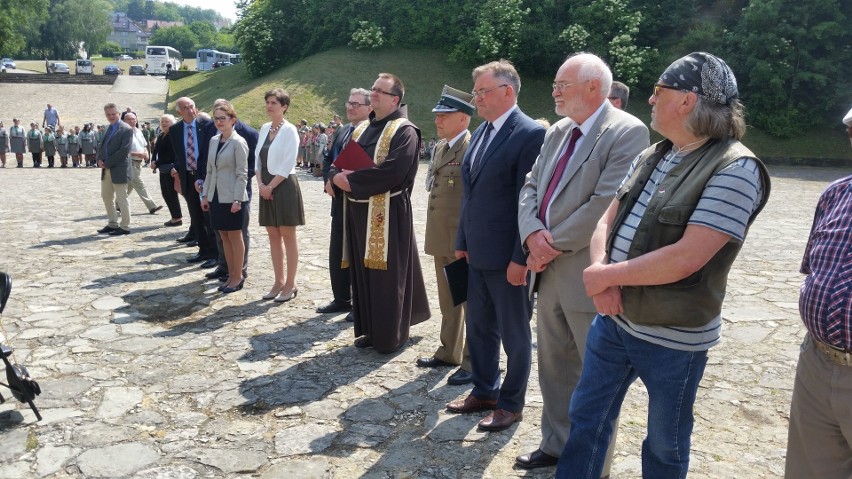 97. rocznica wybuchu III powstania śląskiego na Górze św. Anny. Uczczono pamięć powstańców