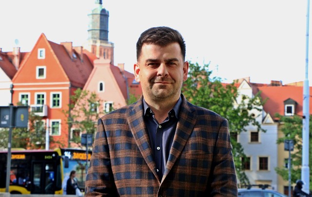 Michał Kurczewski przekazuje stanowisko opozycji w radzie miasta na kilka kluczowych tematów dla Wrocławia.