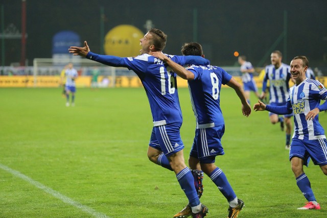 GKS Katowice - Ruch Chorzów 1:2. Derby na Bukowej wygrali Niebiescy