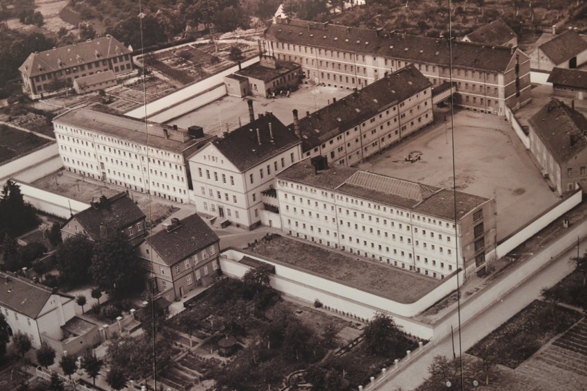 Obóz w Słońsku był pierwszym obozem koncentracyjnym na...