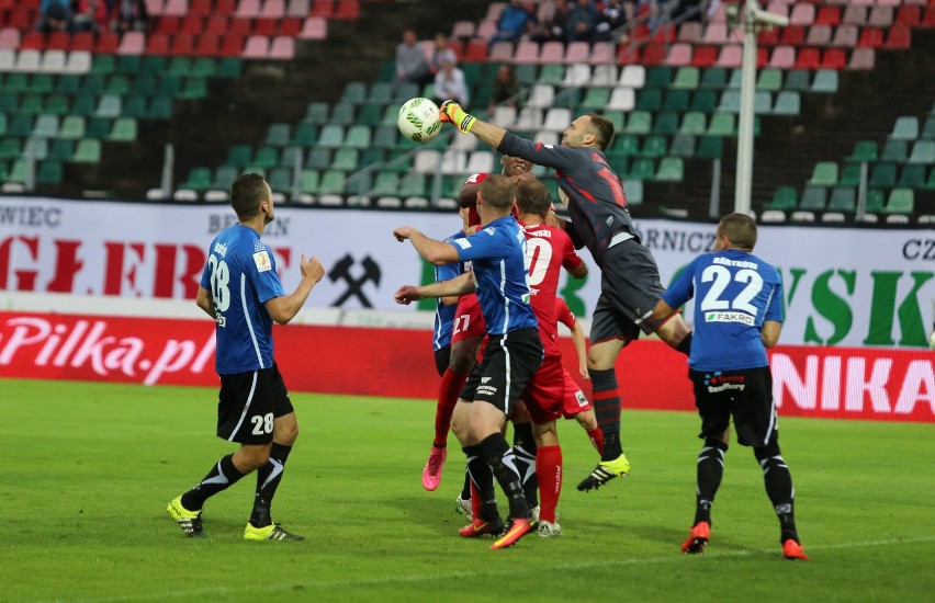 Zagłębie – Sandecja: Pierwsza porażka „biało-czarnych” [ZDJĘCIA]