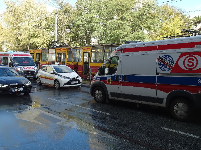 Wypadek tramwajów MPK Łódź. Ranni pasażerowie. Zderzenie na...