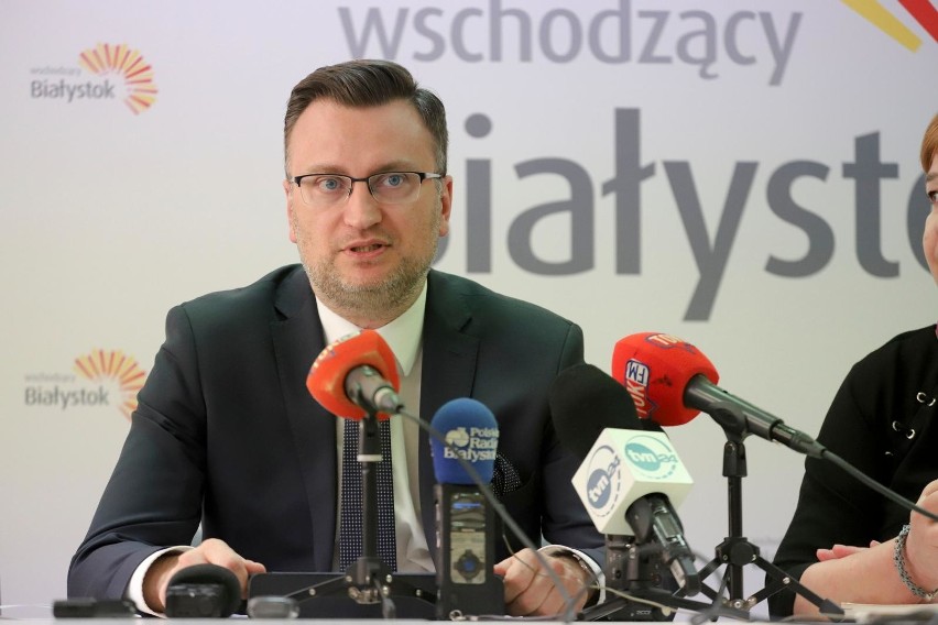 -  Oczywiście możemy się wycofać z decyzji, gdy minister...