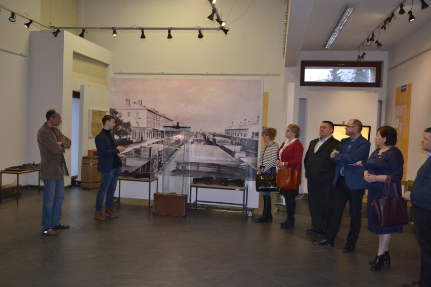 Wystawa poświęcona Szczakowej odbywa się w Muzeum w...
