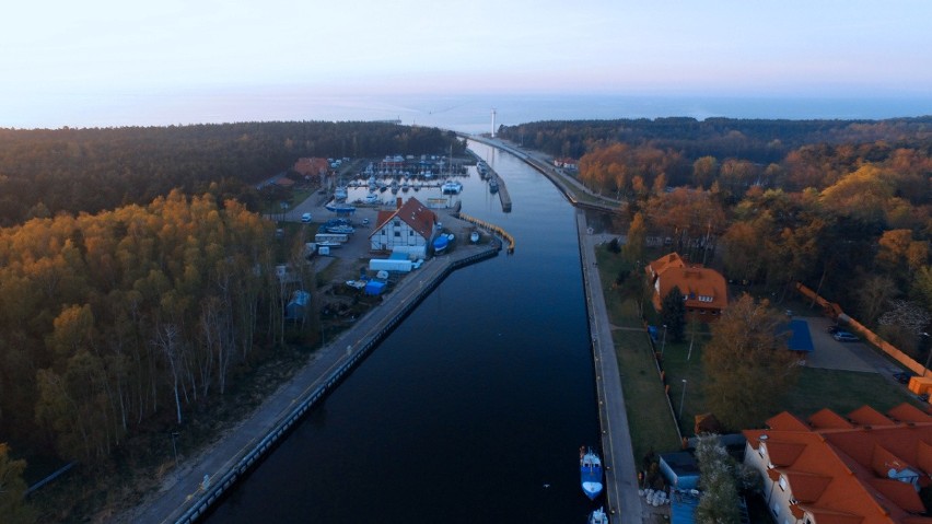 Port serwisowy w Łebie, przetargi na projekt farmy morskiej i specjalistyczny statek