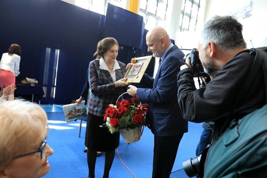 Irena Szewińska była częstym gościem w regionie, w Toruniu...