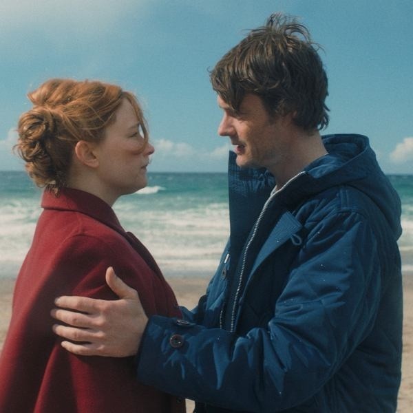 Film „Ona jest miłością” swoją polską premierę miał 28 kwietnia tego roku