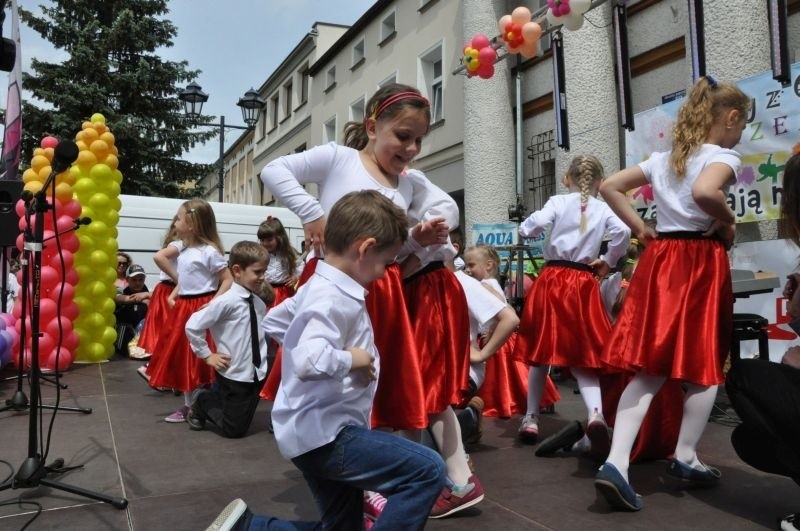 Mamy z Olesna i okolic zorganizowały na oleskim Rynku...