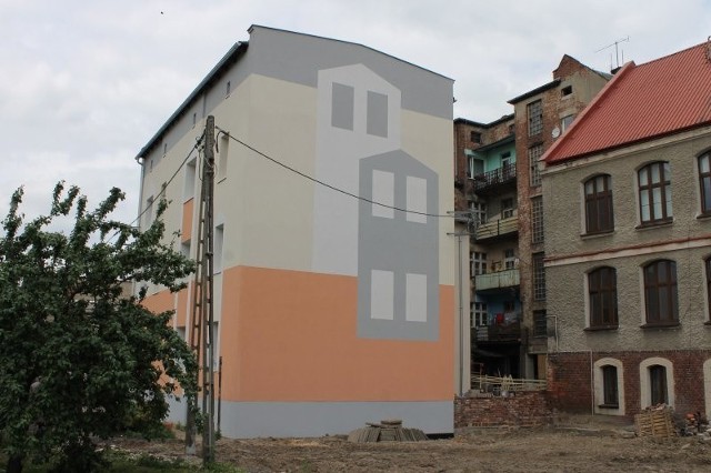 Kluczborska gmina oddała nowe mieszkania w budynku przy ul. Mickiewicza.