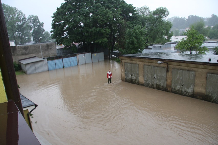 Gorlice, czerwiec 2010, powódź w mieście, Zawodzie