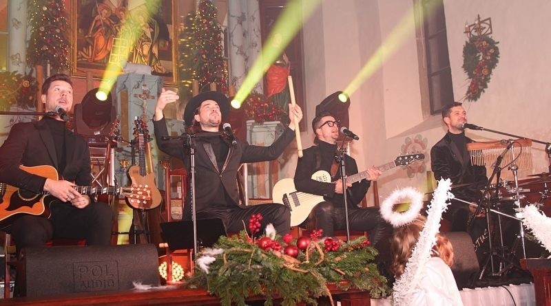Muzycy PECTUSA kolędowali w kościele św. Zofii (ZDJĘCIA)