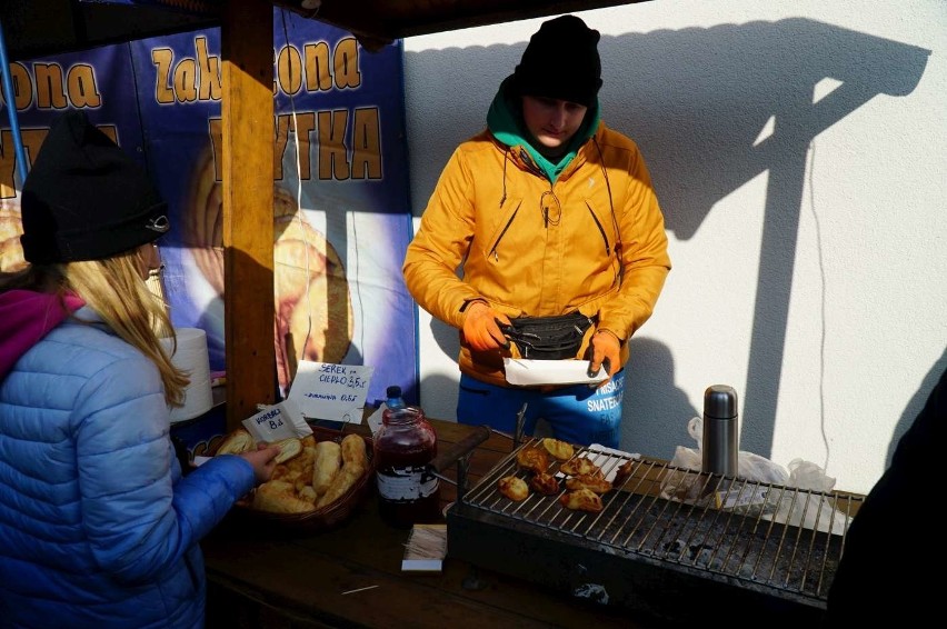 Chociaż cmentarze to miejsce raczej zadumy i powagi, przed...