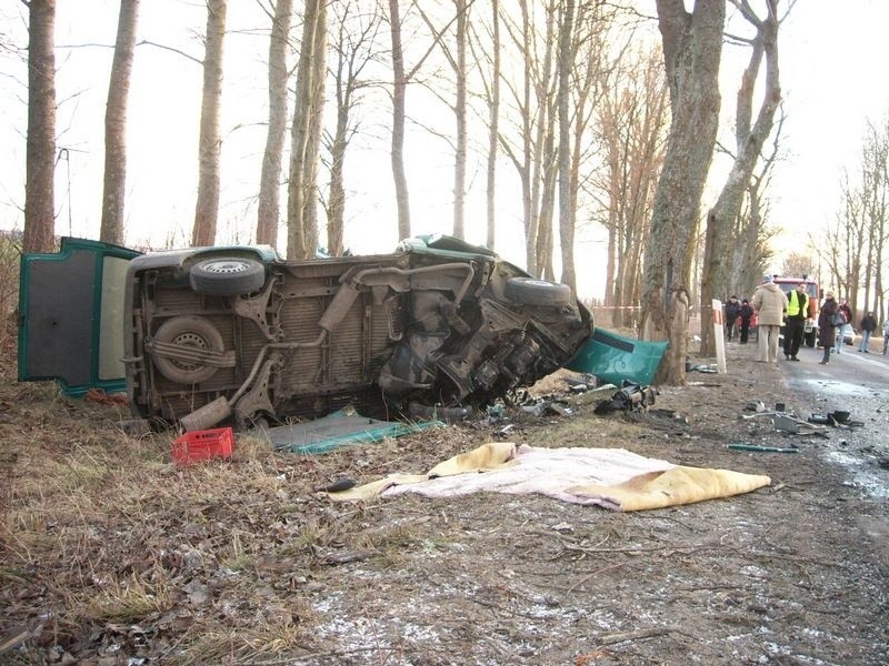 Jedna osoba nie zyje, a ośmiu rannych trafilo do szpitala....