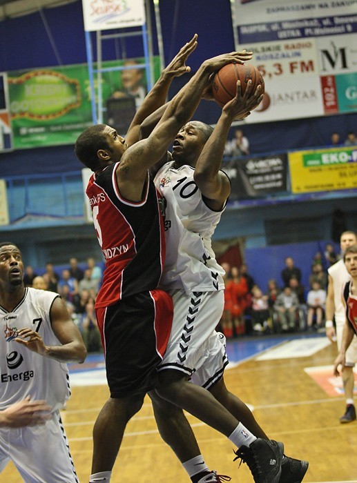 Zdjecia z meczu Energa Czarni Slupsk - Bank BPS Basket Kwidzyn.