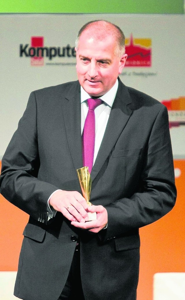 Prezydent Wrocławia. Rafał Dutkiewicz jest jednym z najbardziej znanych samorządowców w Polsce. Nie jest jednak najlepiej zarabiającym szefem miasta na Dolnym Śląsku