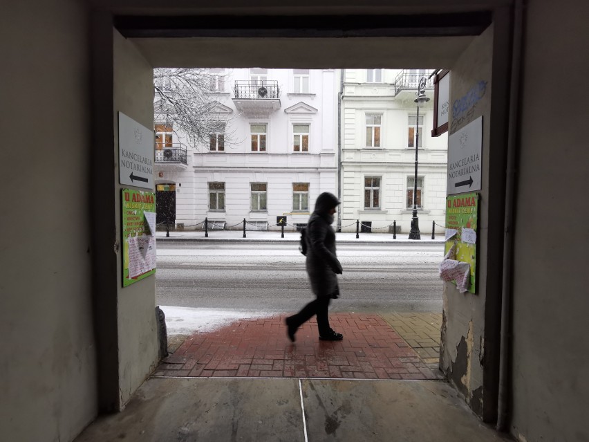 Śnieg w Lublinie. Czy poleży dłużej? Sprawdzamy prognozę pogody na najbliższe dni. Zobacz wideo